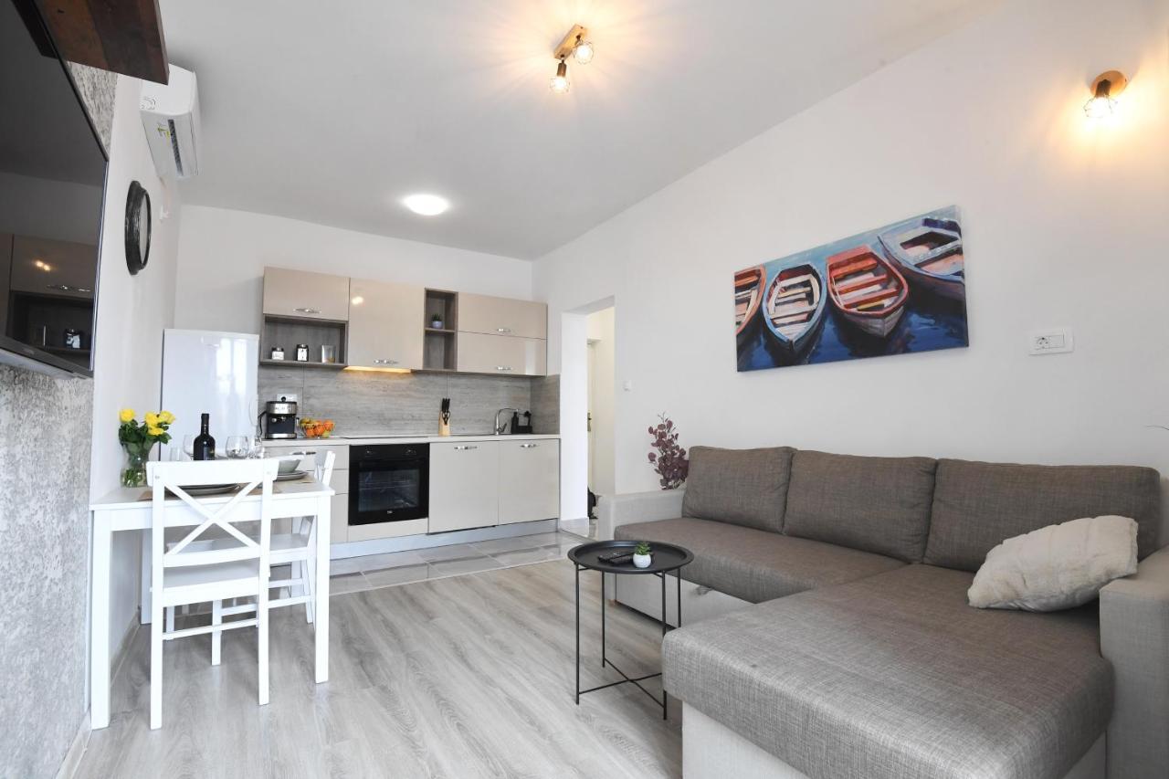 The Grey Apartment Zara Esterno foto